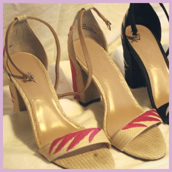 Expression Block Heel Tropical Sandals (Set of 2 Pairs) - Picture 2 of 6